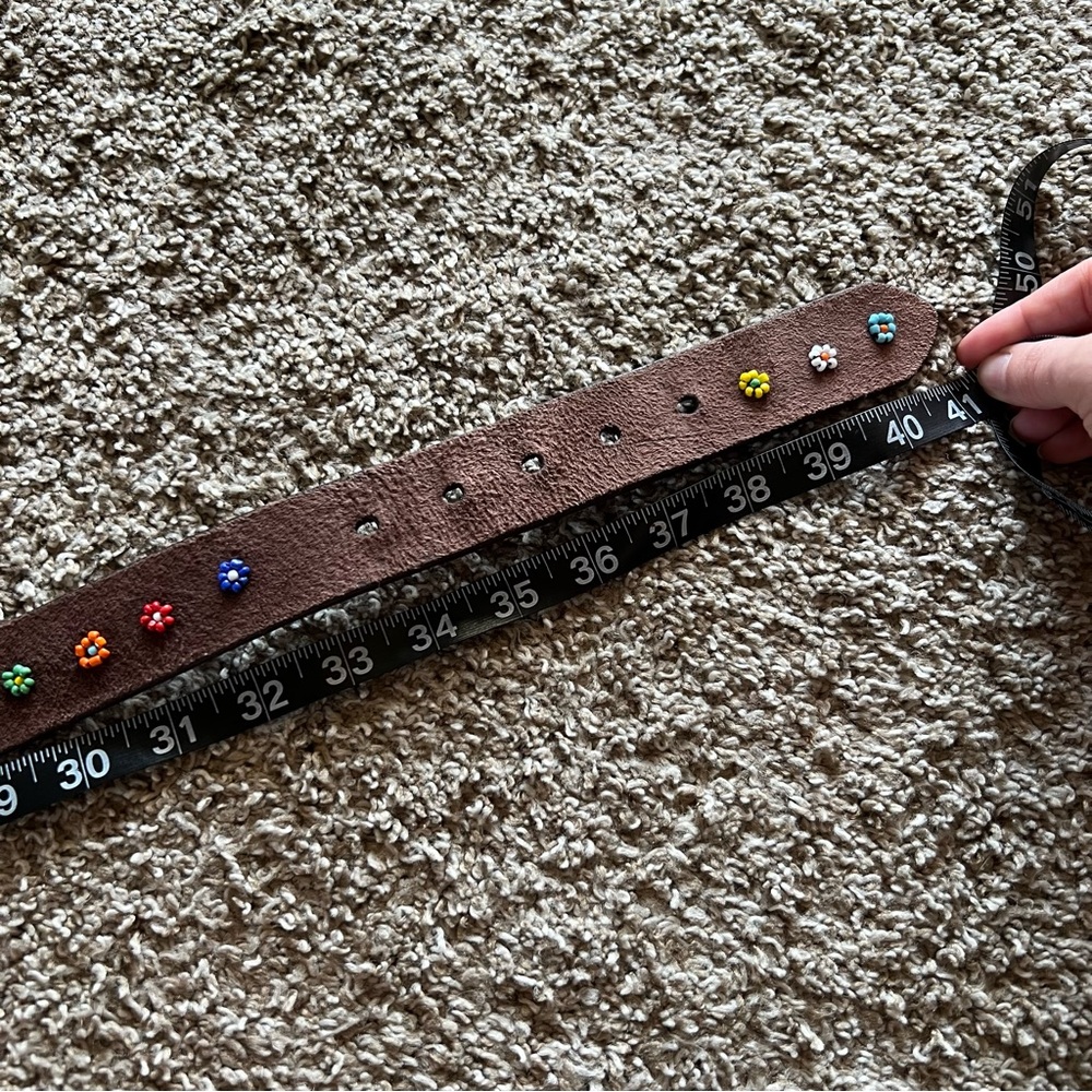 Brown Leather Floral Beaded Belt - Picture 3 of 7